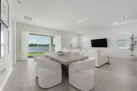 13589 Mcmillan Drive Orlando FL 32827