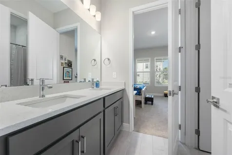 13589 Mcmillan Drive Orlando FL 32827