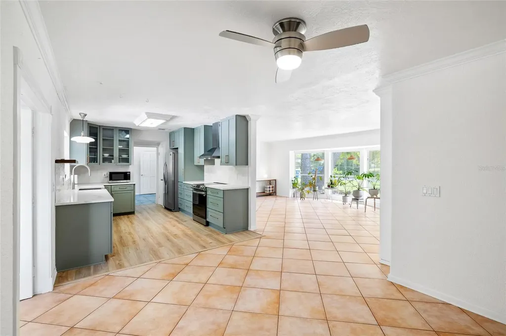 1806 Beverly Circle N Clearwater FL 33764