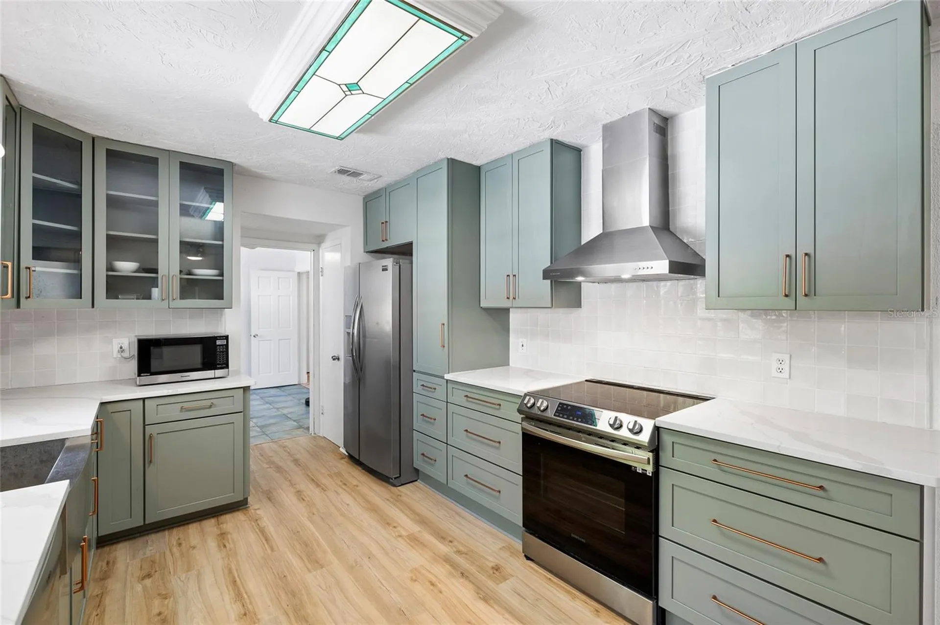 1806 Beverly Circle N Clearwater FL 33764