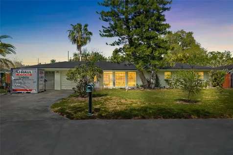 1806 Beverly Circle N Clearwater FL 33764