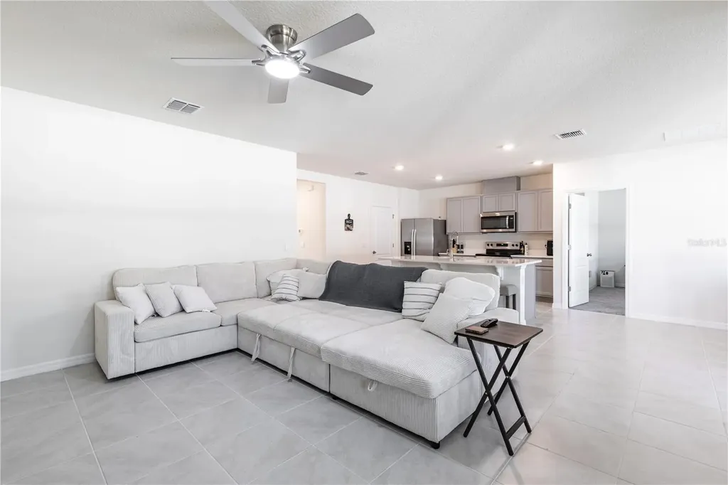 976 Bear Hammock Drive Umatilla FL 32784
