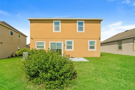 1005 Suffragette Circle Haines City FL 33844