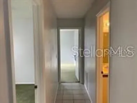 31 Lakepointe Circle Kissimmee FL 34743