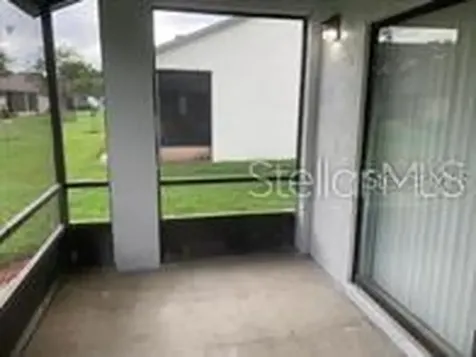 31 Lakepointe Circle Kissimmee FL 34743