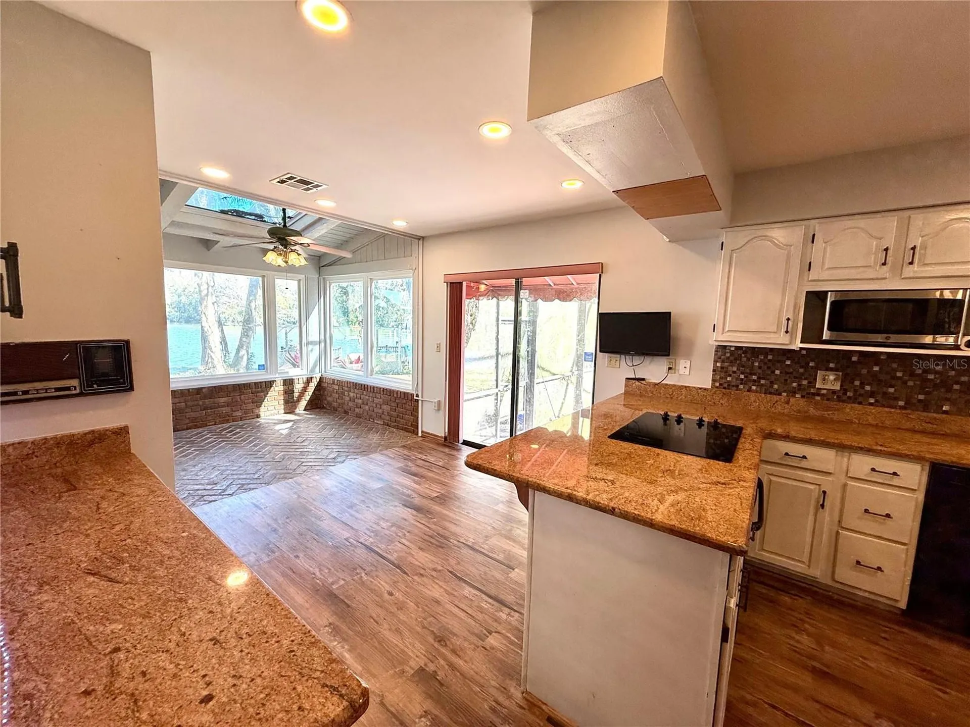 2395 Windward Cove Kissimmee FL 34746