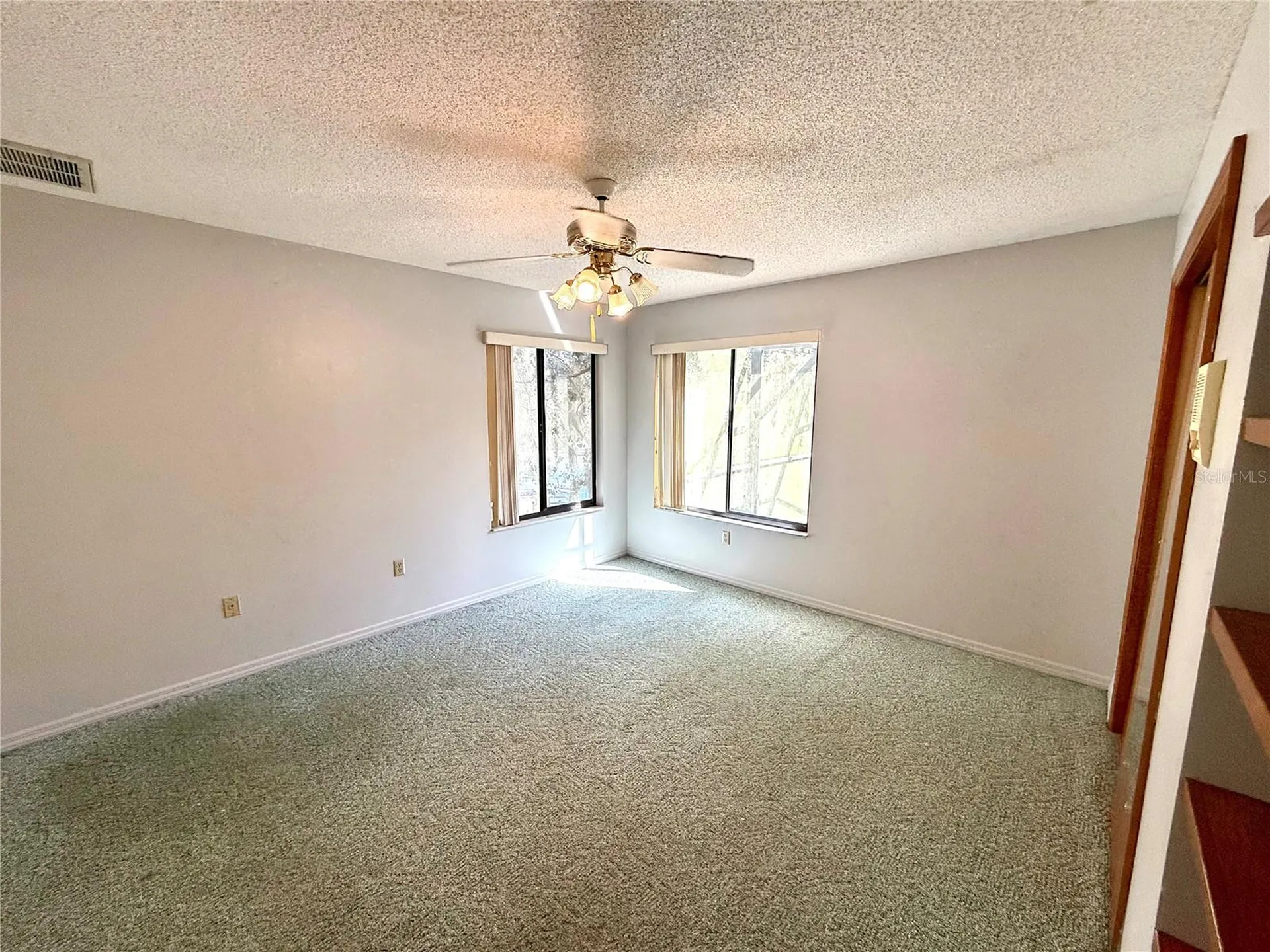 2395 Windward Cove Kissimmee FL 34746