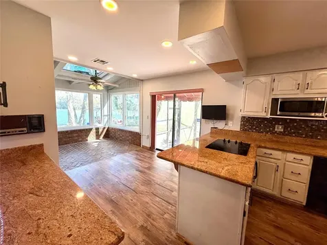 2395 Windward Cove Kissimmee FL 34746