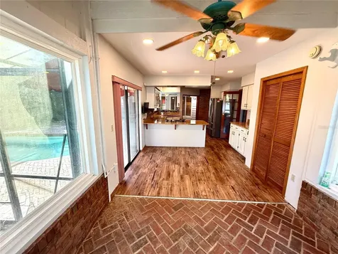 2395 Windward Cove Kissimmee FL 34746