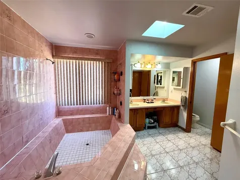 2395 Windward Cove Kissimmee FL 34746