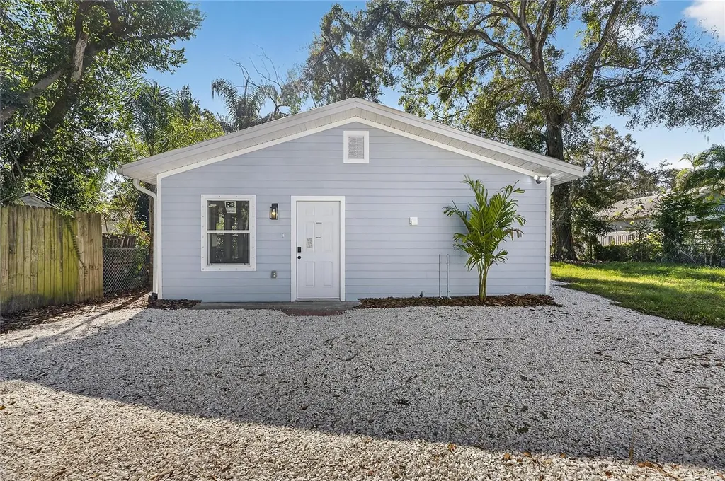 1407 E North Street Tampa FL 33604