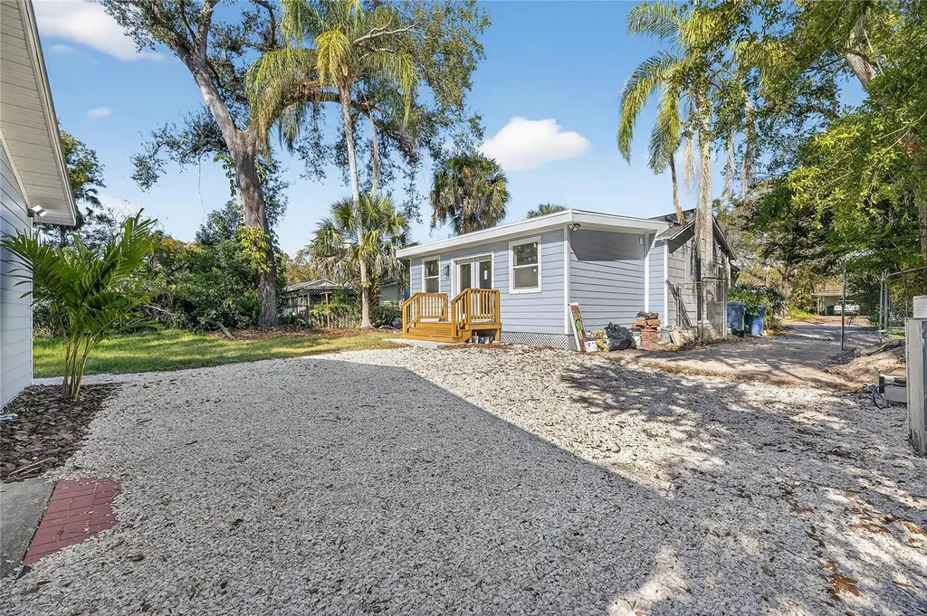 1407 E North Street Tampa FL 33604