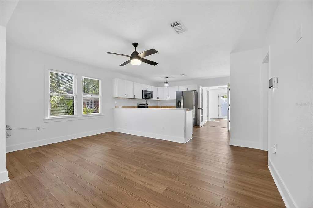 1407 E North Street Tampa FL 33604