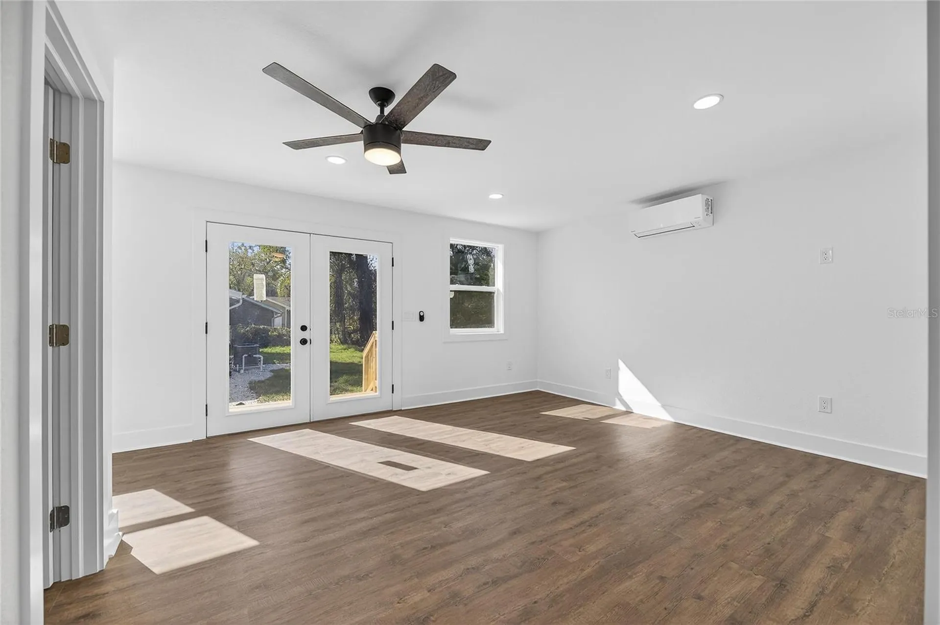 1407 E North Street Tampa FL 33604
