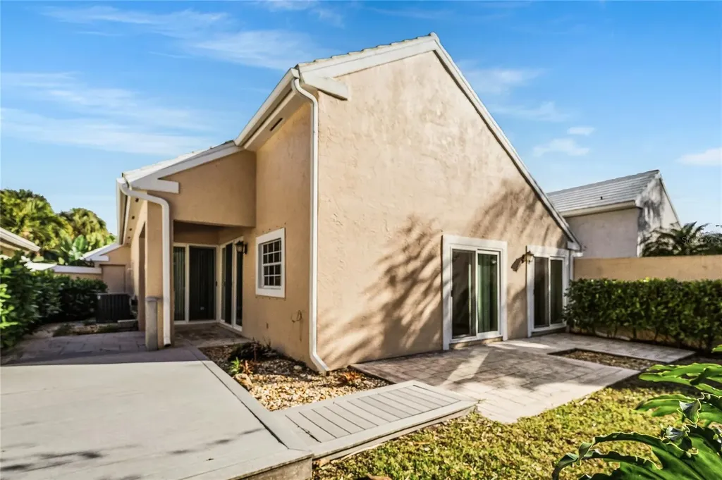 58 Windsor Lane Palm Beach Gardens FL 33418