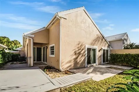 58 Windsor Lane Palm Beach Gardens FL 33418