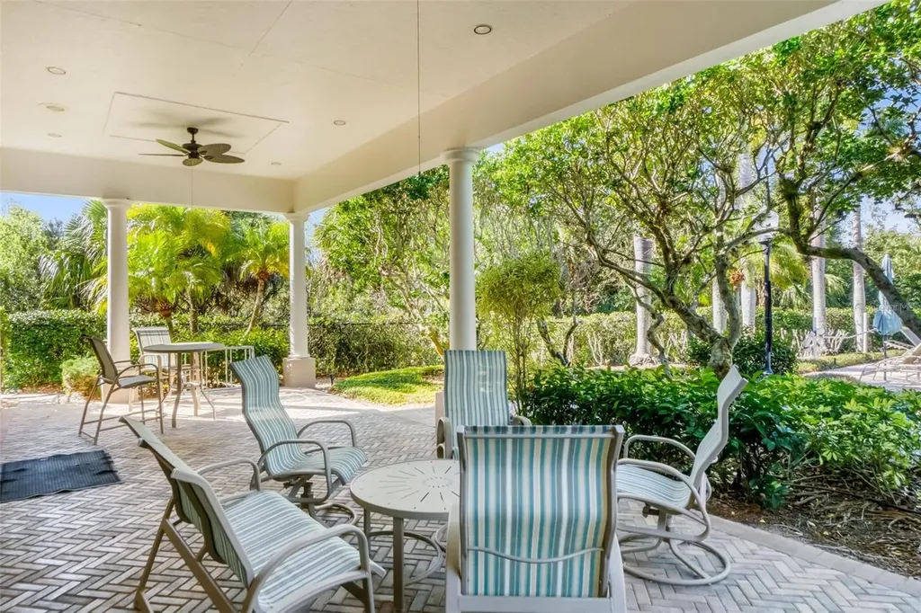 5264 Bouchard Circle Sarasota FL 34238
