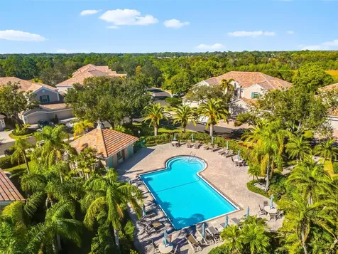 5264 Bouchard Circle Sarasota FL 34238