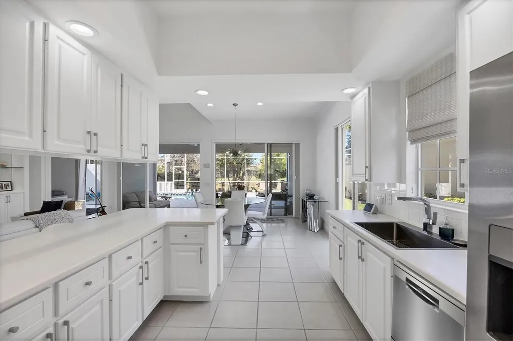5573 Lucia Place Sarasota FL 34238