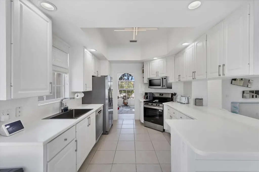 5573 Lucia Place Sarasota FL 34238
