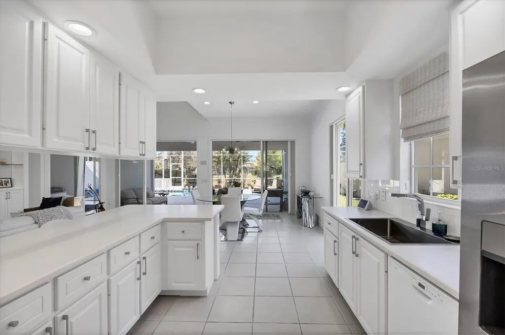5573 Lucia Place Sarasota FL 34238