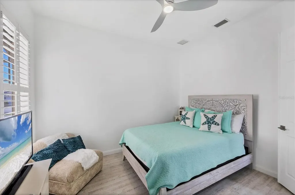 5573 Lucia Place Sarasota FL 34238