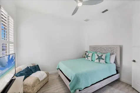 5573 Lucia Place Sarasota FL 34238