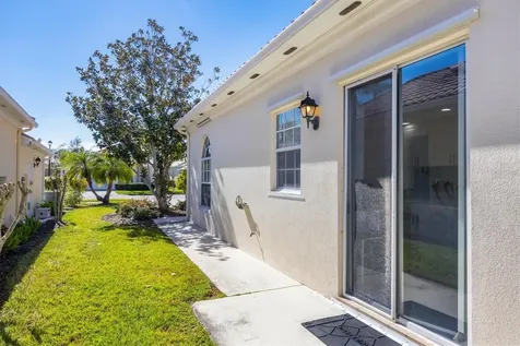 5573 Lucia Place Sarasota FL 34238