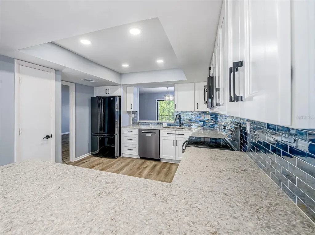 6304 Grand Bahama Circle Tampa FL 33615