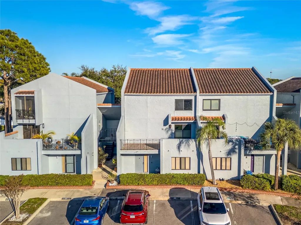 6304 Grand Bahama Circle Tampa FL 33615