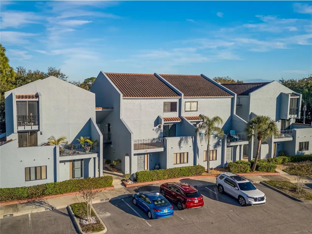 6304 Grand Bahama Circle Tampa FL 33615