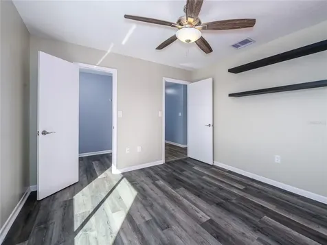 6304 Grand Bahama Circle Tampa FL 33615