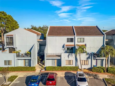6304 Grand Bahama Circle Tampa FL 33615