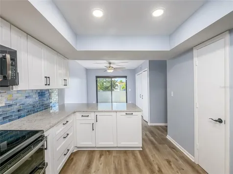 6304 Grand Bahama Circle Tampa FL 33615