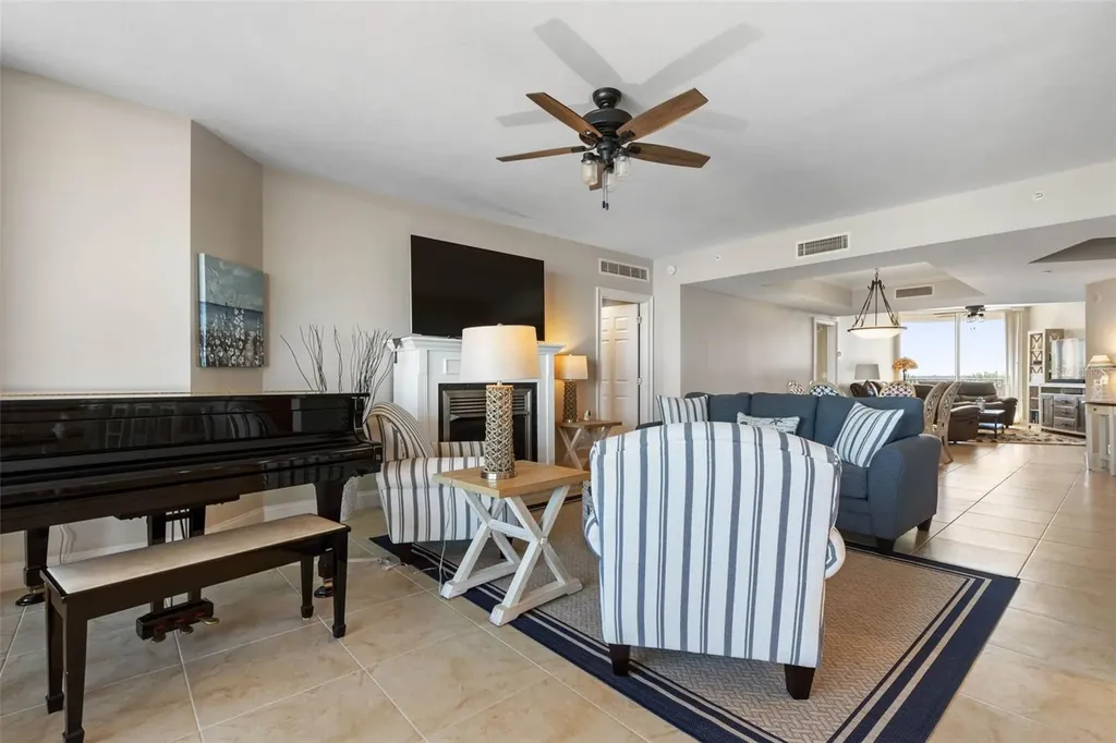 7 Avenue De La Mer Palm Coast FL 32137