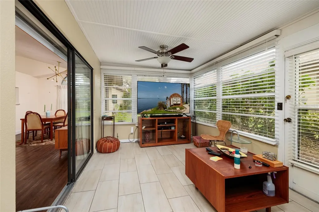 1696 Fry Court Dunedin FL 34698