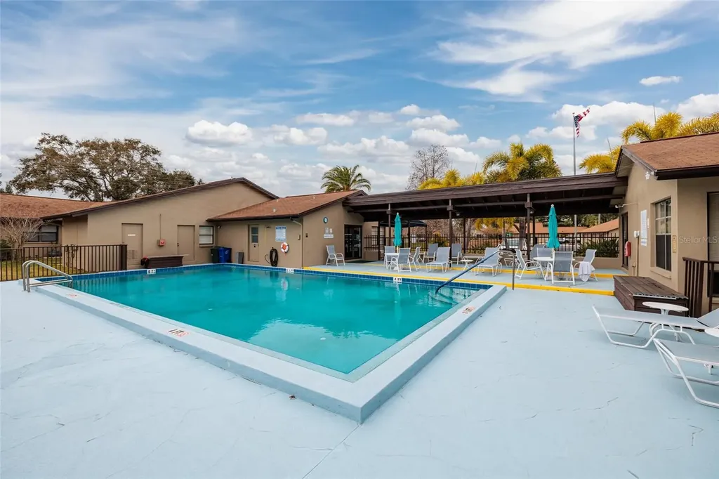 1696 Fry Court Dunedin FL 34698