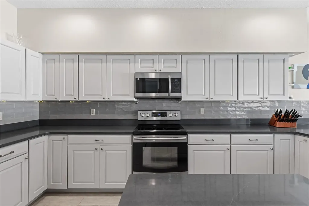 2258 Blossomwood Drive Oviedo FL 32765