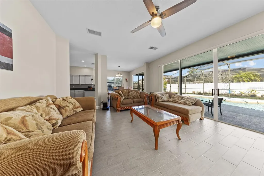 2258 Blossomwood Drive Oviedo FL 32765