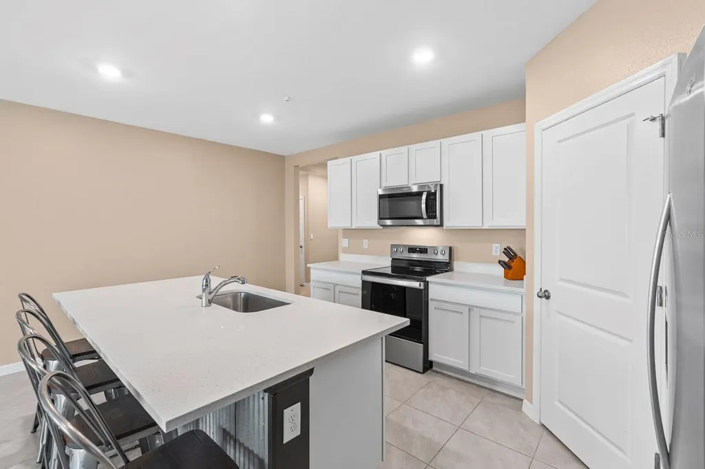3505 Thistle Bank Court Plant City FL 33565