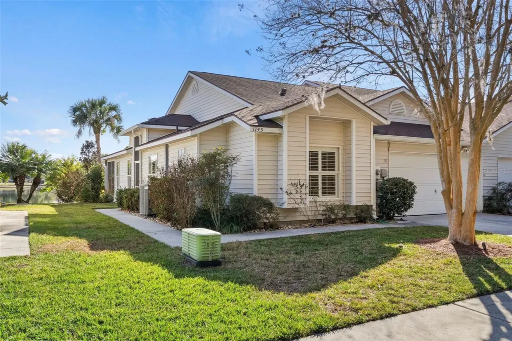 1743 Lake Heron Drive Lutz FL 33549