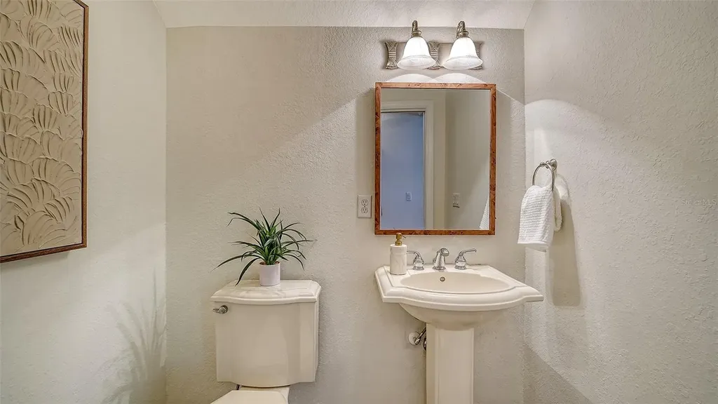1934 Datura Street Sarasota FL 34239
