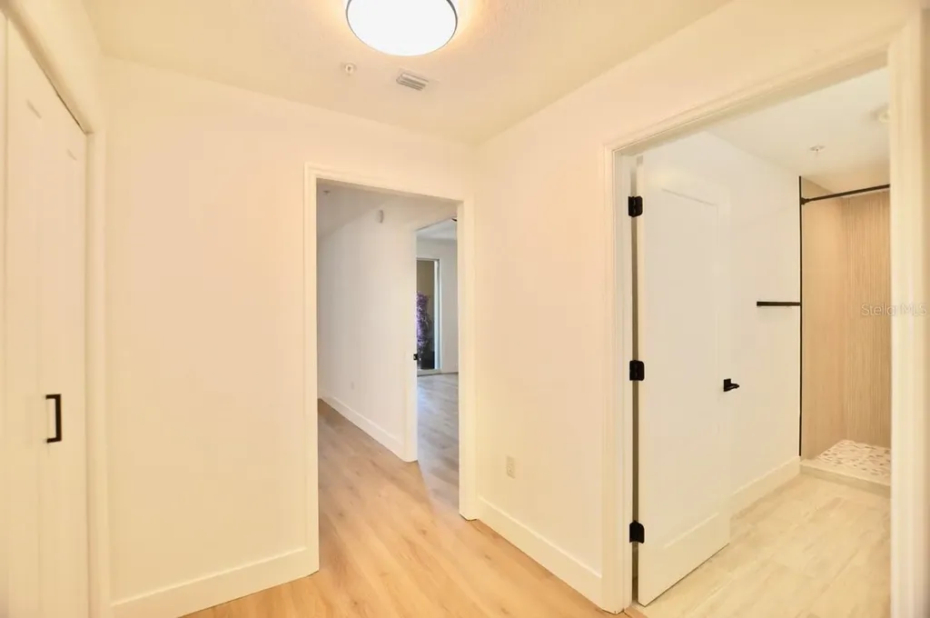 750 N Tamiami Trail Sarasota FL 34236