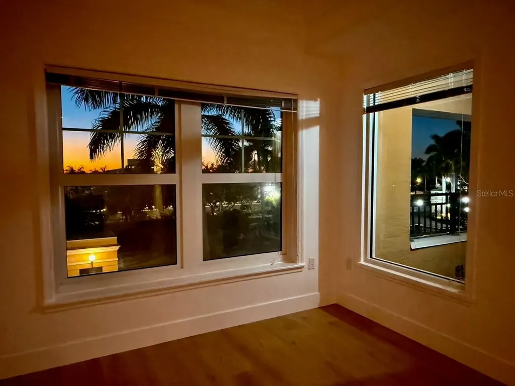 750 N Tamiami Trail Sarasota FL 34236