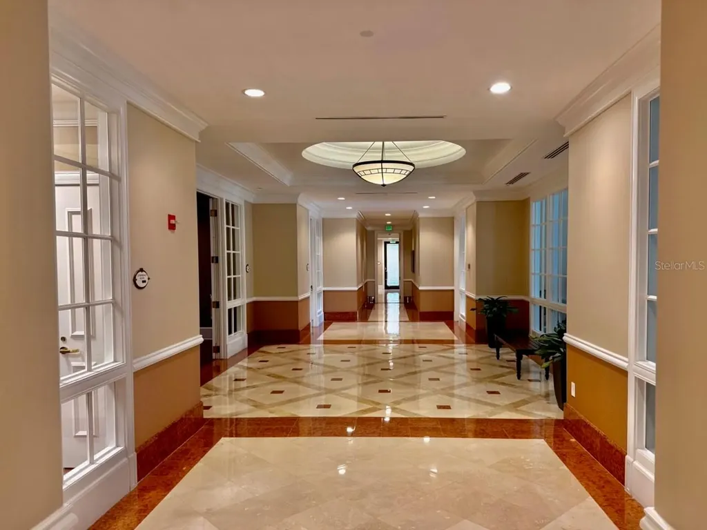 750 N Tamiami Trail Sarasota FL 34236