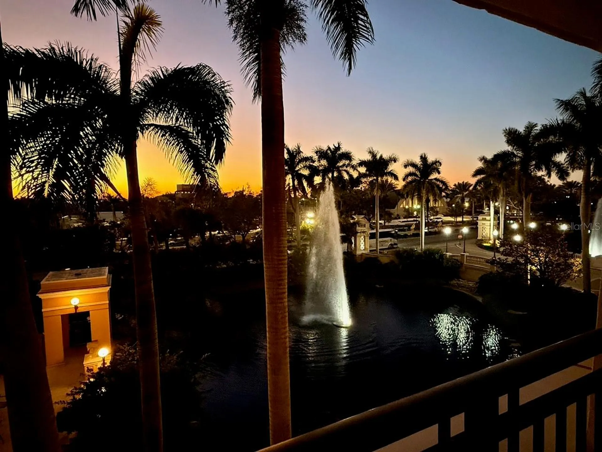 750 N Tamiami Trail Sarasota FL 34236