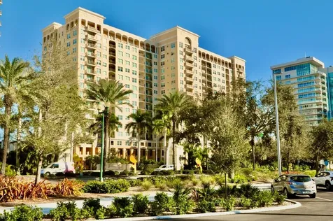 750 N Tamiami Trail Sarasota FL 34236