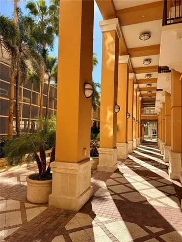 750 N Tamiami Trail Sarasota FL 34236