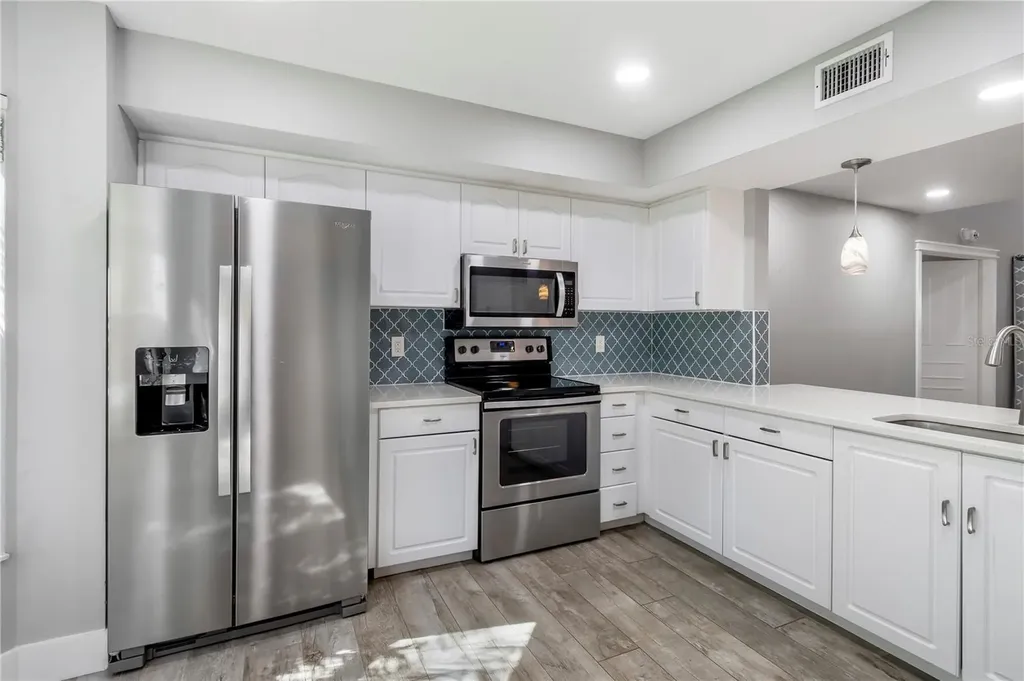 1684 Fry Court Dunedin FL 34698