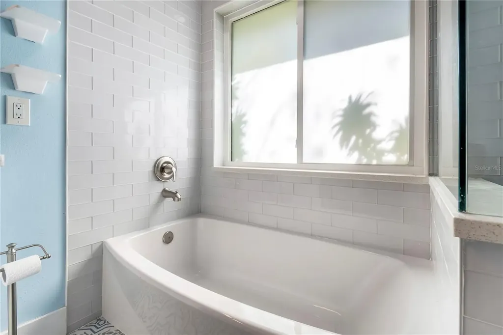 1684 Fry Court Dunedin FL 34698